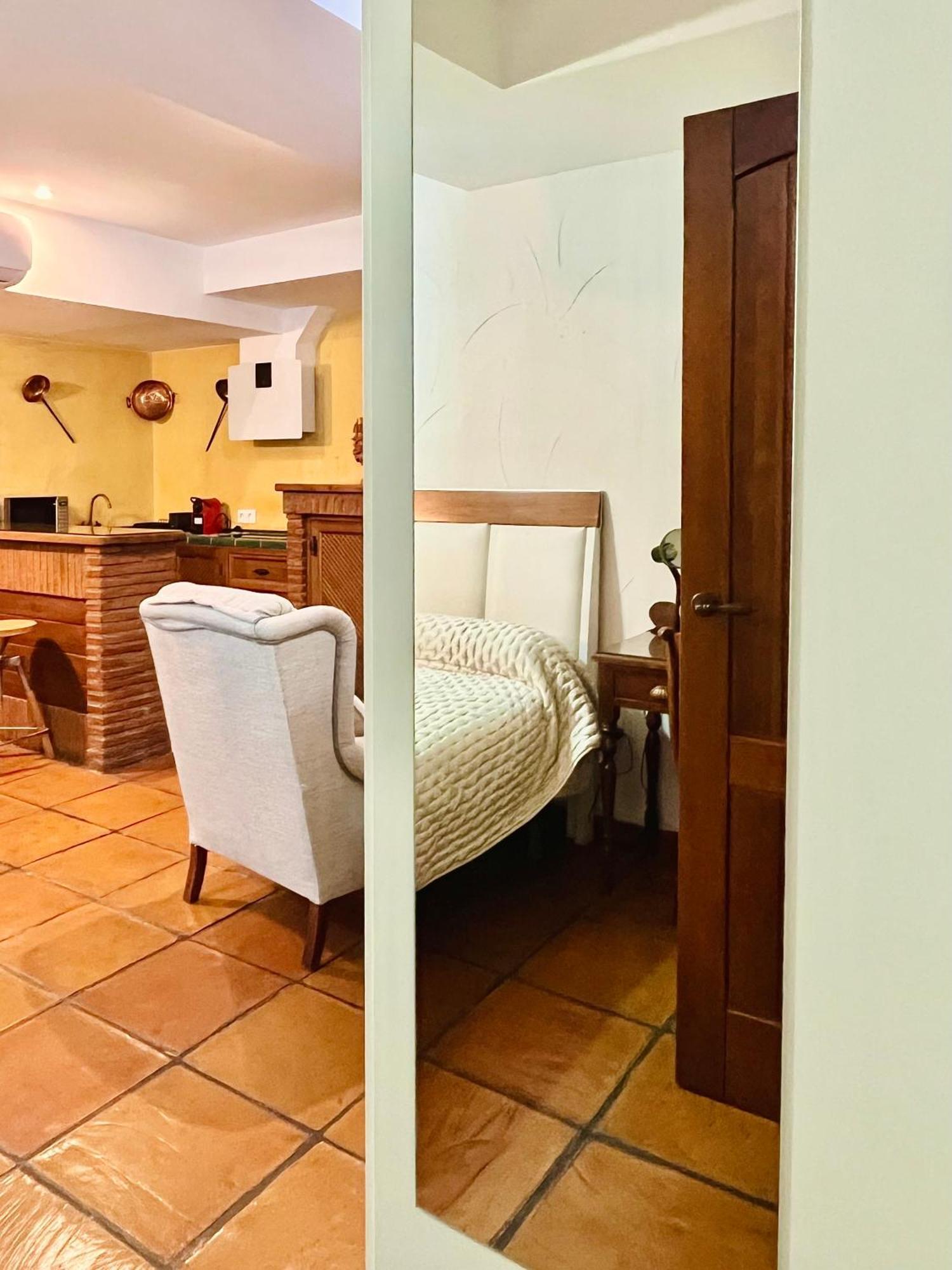 Comfort Breather - El Laurel Granada Luaran gambar